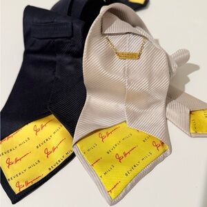 FRED HAYMAN Beverly Hills Silk Set ties Black & Beige Handmade Italy